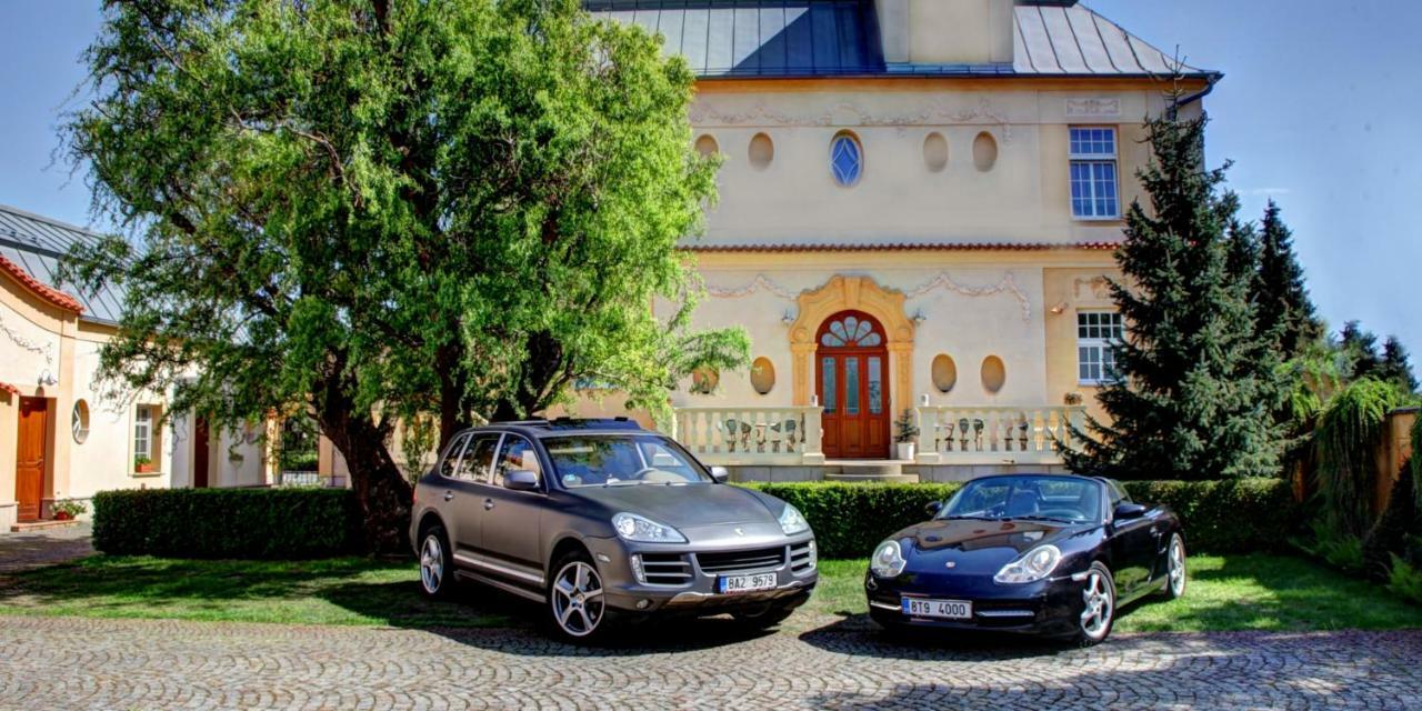 Penzion Tillerova Vila Lazne Bohdanec Exterior photo